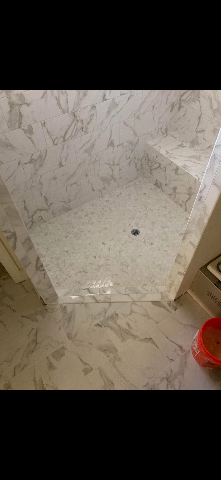 Stone-look tiled shower floor detail